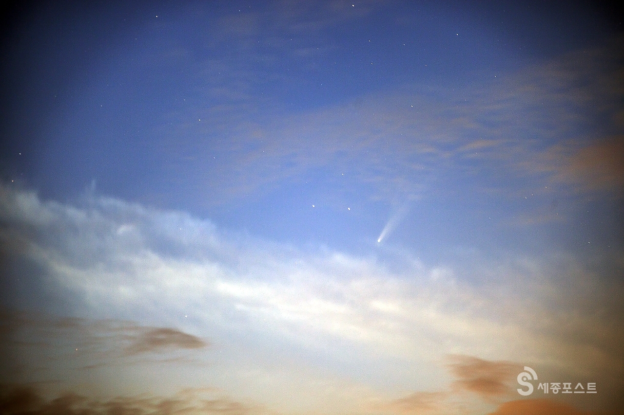우주측지 관측센터에서 바라본 니오와이즈 혜성