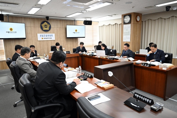 세종시의회 산건위, ‘이응패스’ 예산 전액 삭감