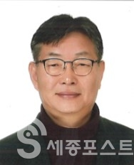 김제선 비서실장(지방별정직공무원 4급 상당).